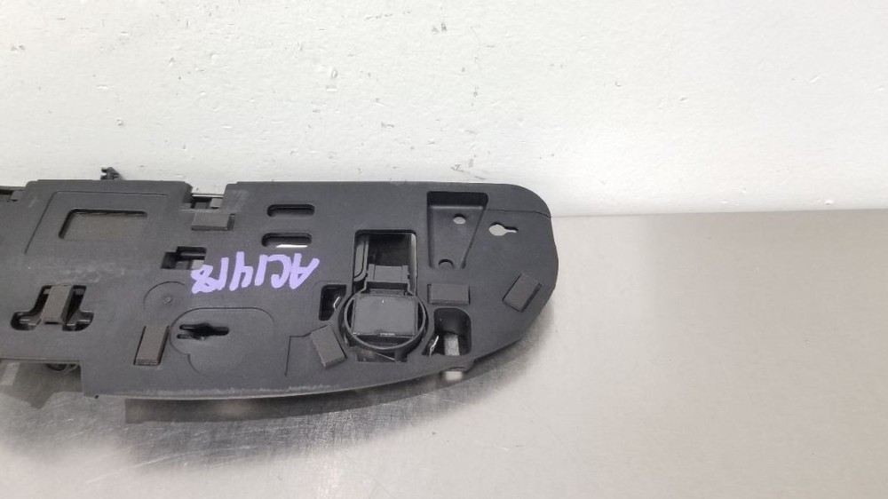 16 CHEVY CORVETTE C7 FRONT VIEW WINDSHIELD MOUNTED CAMERA 23333585