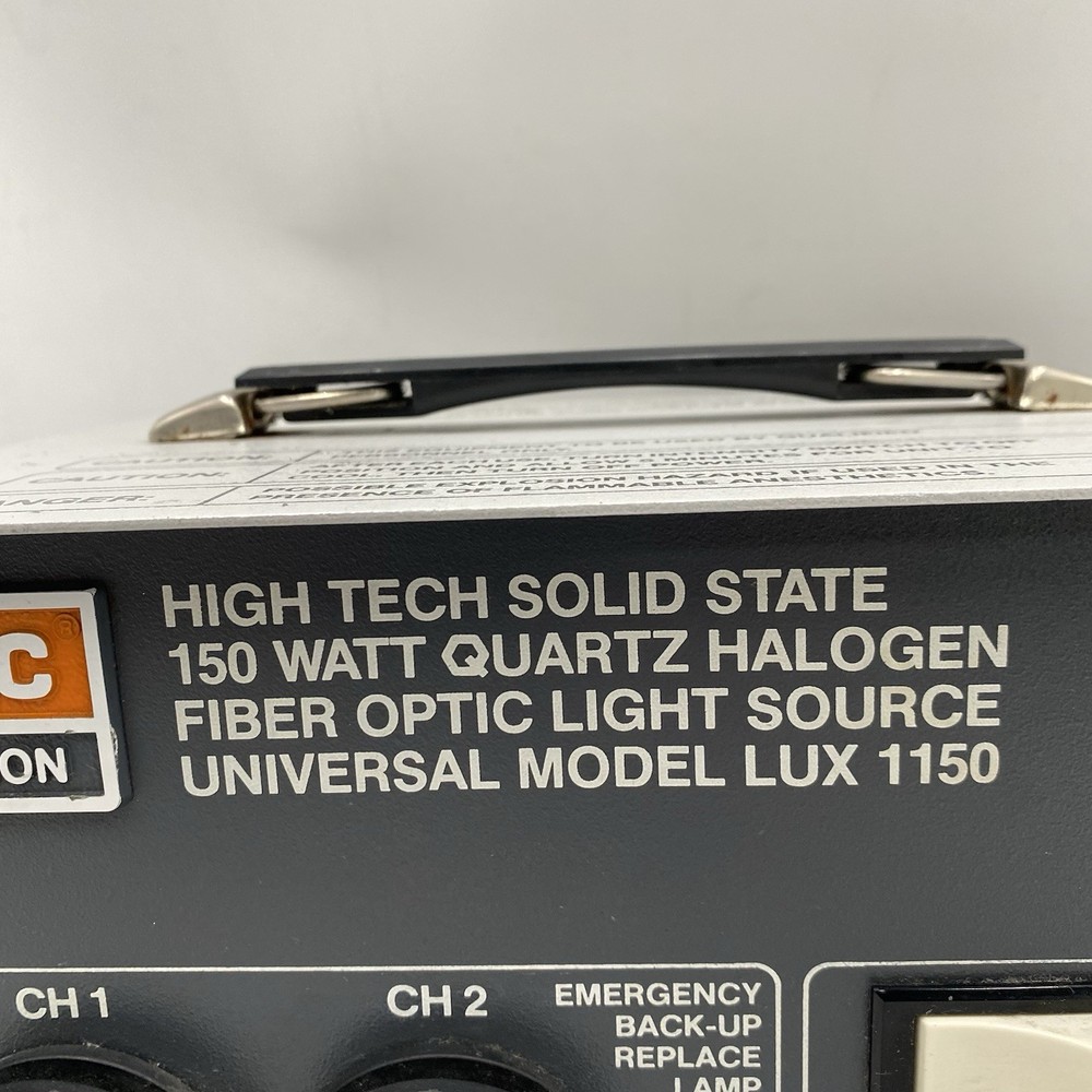 LUXTEC HIGH TECH SOLID STATE 150 WATT QUARTZ HALOGEN FIBER OPTIC LIGHT SOURCE