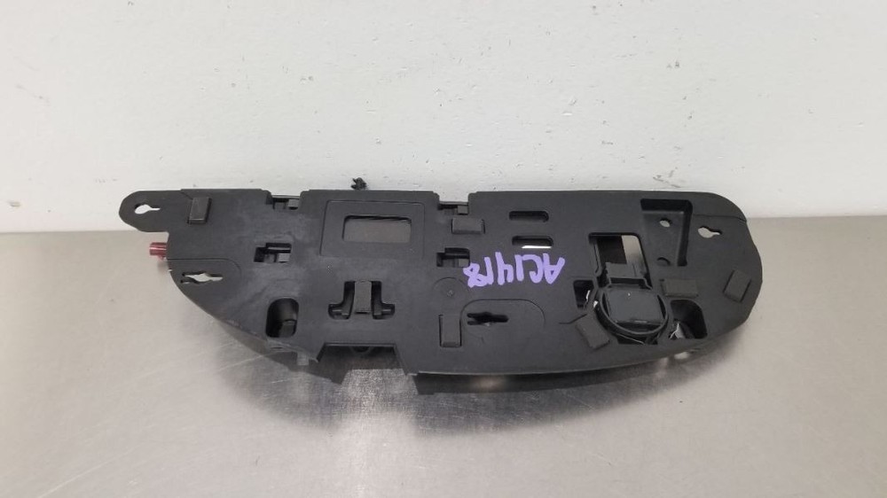 16 CHEVY CORVETTE C7 FRONT VIEW WINDSHIELD MOUNTED CAMERA 23333585