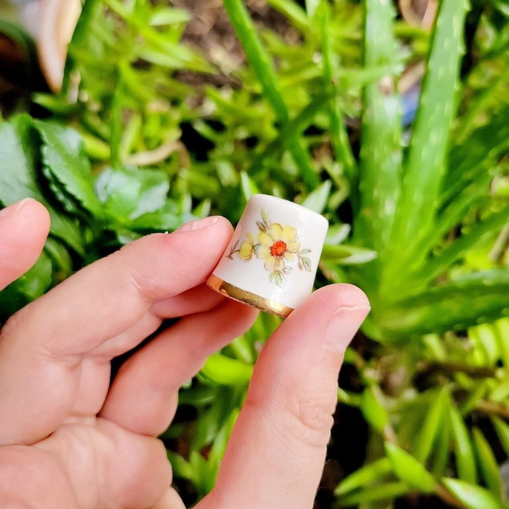 Vintage Flower Thimble