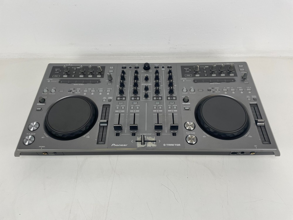Pioneer DDJ-T1 DJ Controller