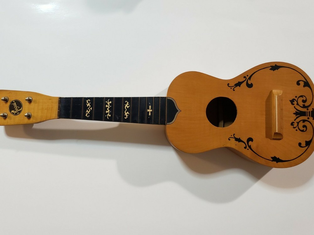 1940 Vintage Regal Ukulele Soprano Rare Collectible