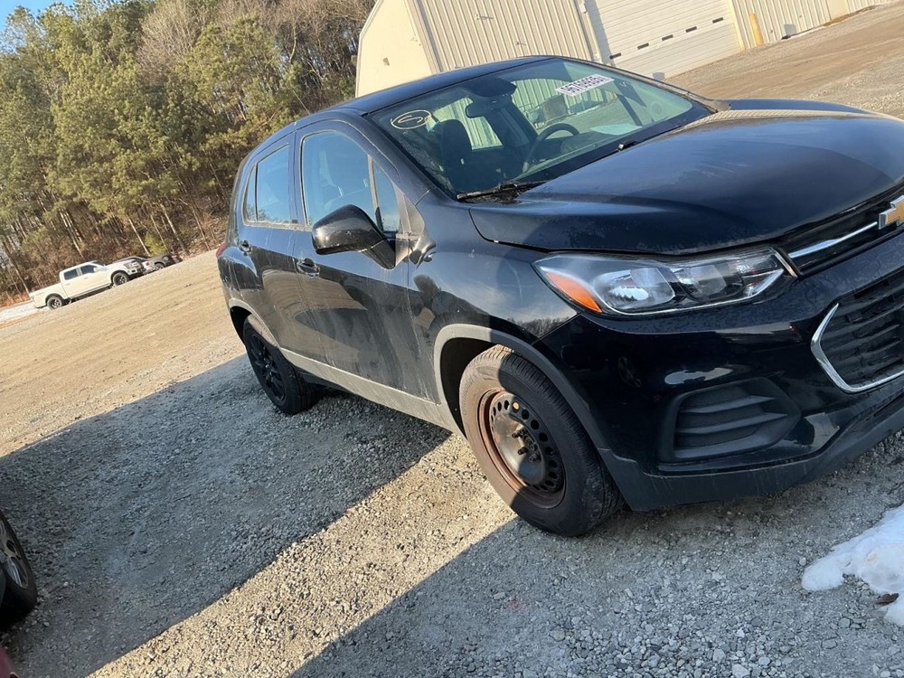 TRAX 2017 Glove Box 4946312