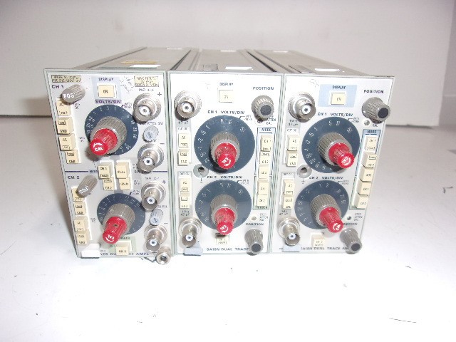 2x tektronix 5a18n dual trace oscilloscope amplifier plugin modules + 1X 5A26