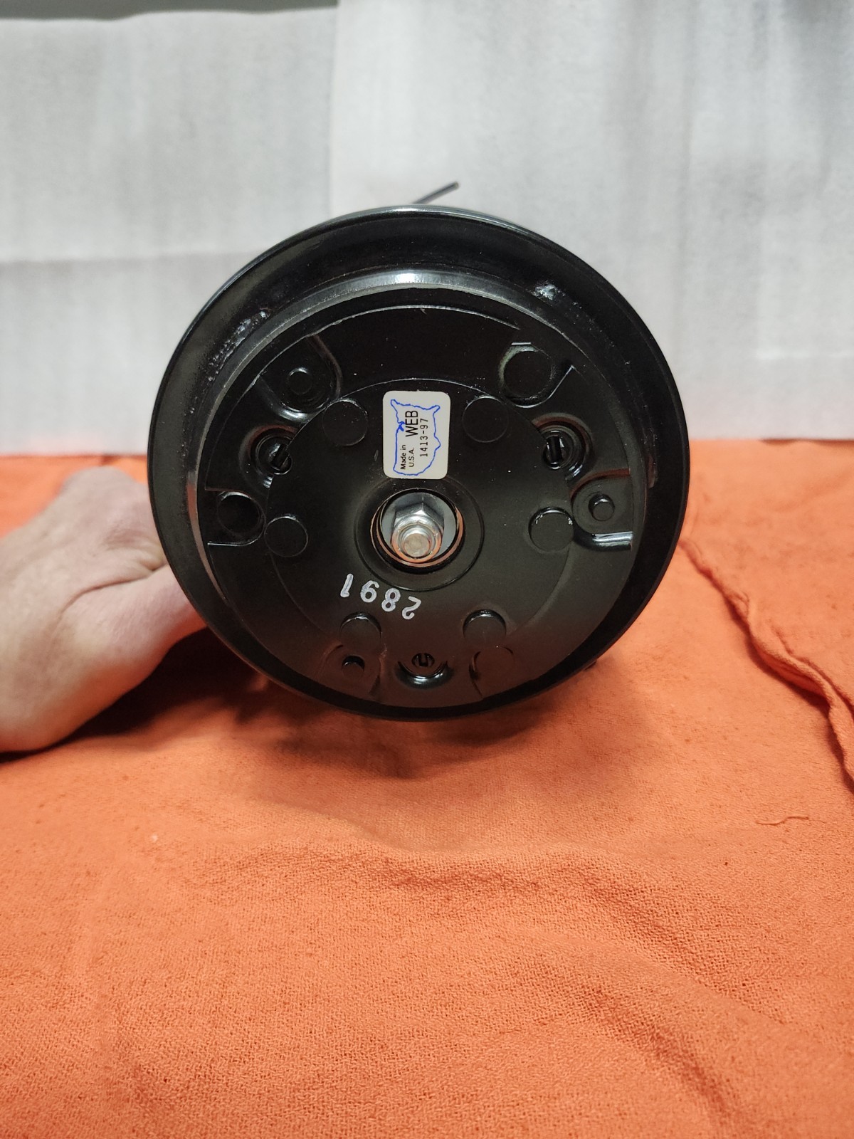 Hydraulic clutch pump electric salt spreader snowplow 12v coil Single V belt.