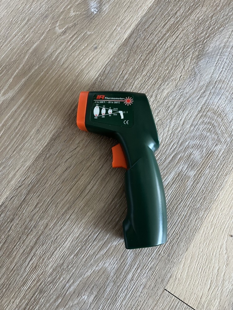 Extech 42500 Mini Laser IR Thermometer