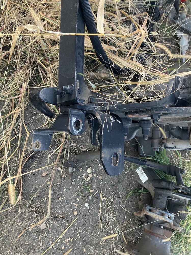 Sterling ACTERRA Left/Driver Bumper Bracket - Used