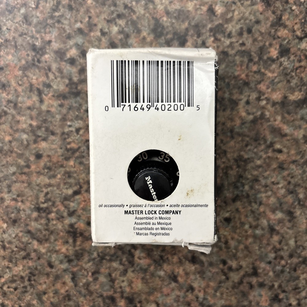 Master Lock 1525 Combination Padlock - New Open Box