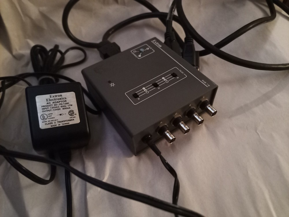 Extron RGB 118 Computer Video Interface, Cable Sets DB15 & HD15