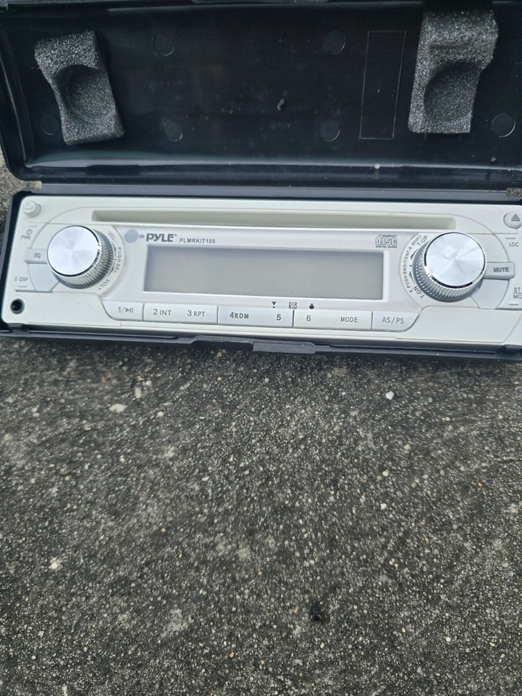 Pyle Compact Disc Faceplate