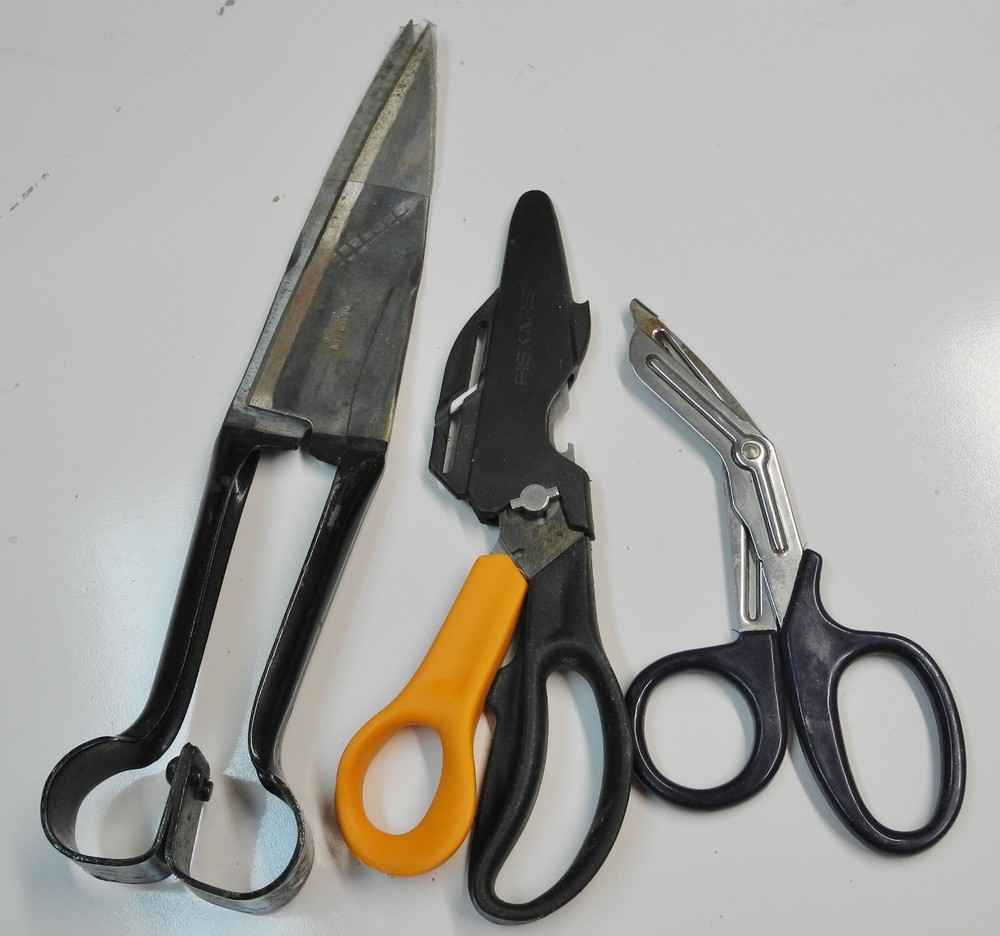 Vintage Old-Fashioned Grass Shears supper sharp 12in long with extra scissors