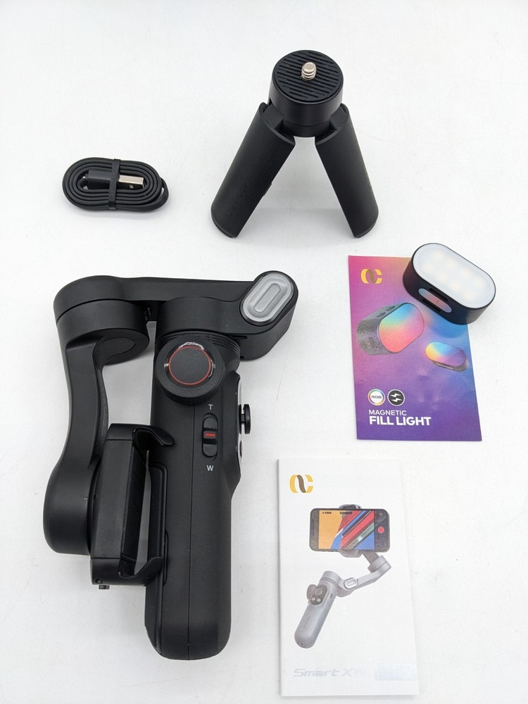 AOCHUAN Smart X Pro | 3-Axis Smartphone Stabilizer