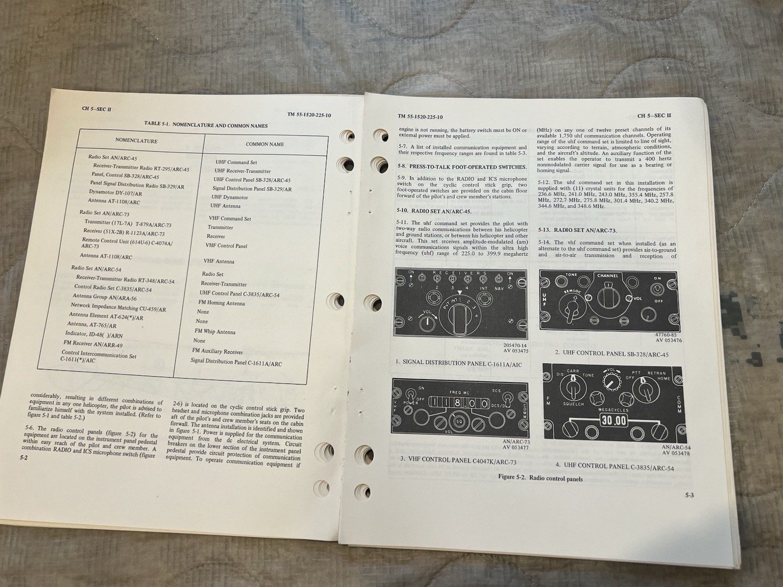 Bell Helicopter OH-13S Sioux Operater’s Flight Manual - October 1969 - Bell 47