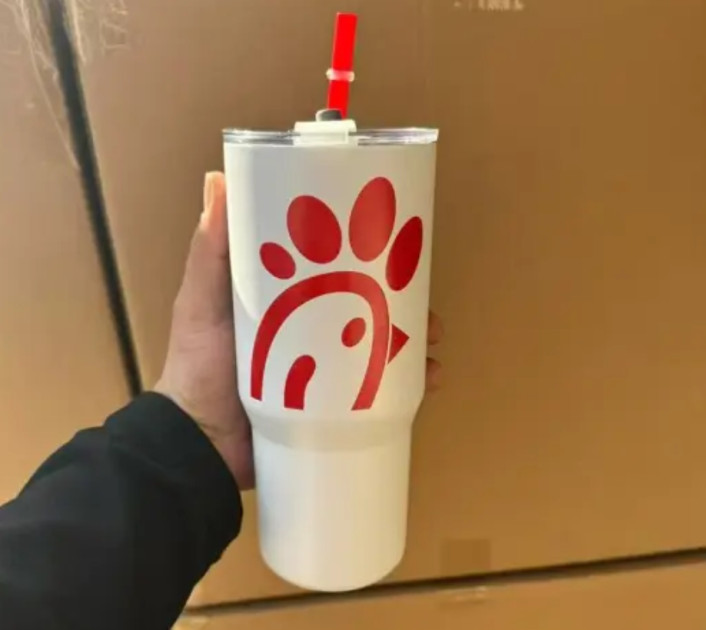 Chick-fil-A Originals 24oz Insulated Stainless Steel Travel Tumbler Cup W/STRAW
