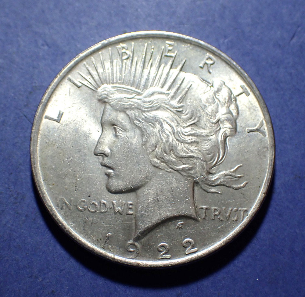 1922 Peace Dollar  AU