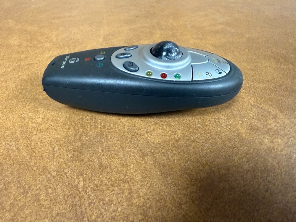 Targus AMP01US Wireless Multimedia Presenter Device Remote Only