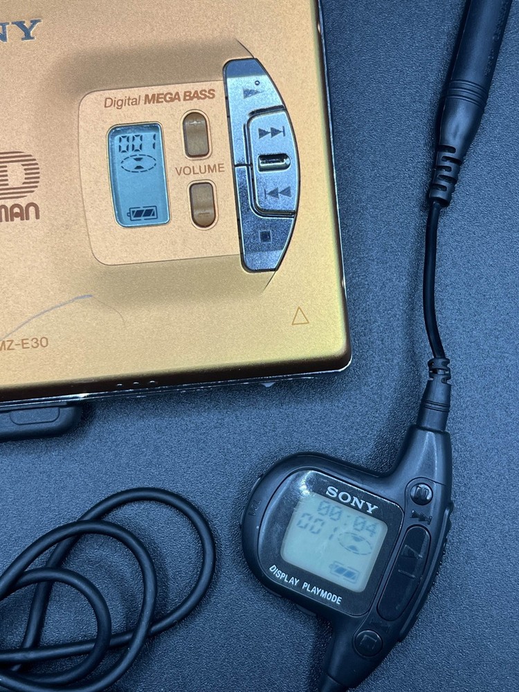 Sony MZ-E30 Walkman MiniDisc MD Player Orange with Remote - Working