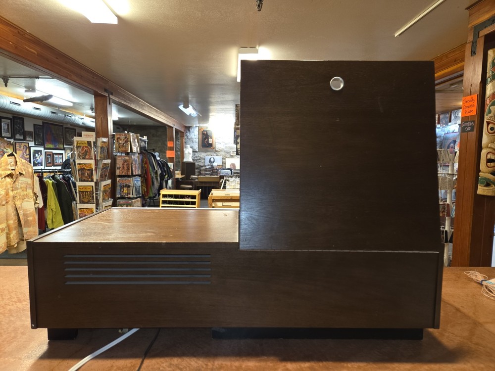 Clairtone 1960s G3 Series Stereo System With Turntable