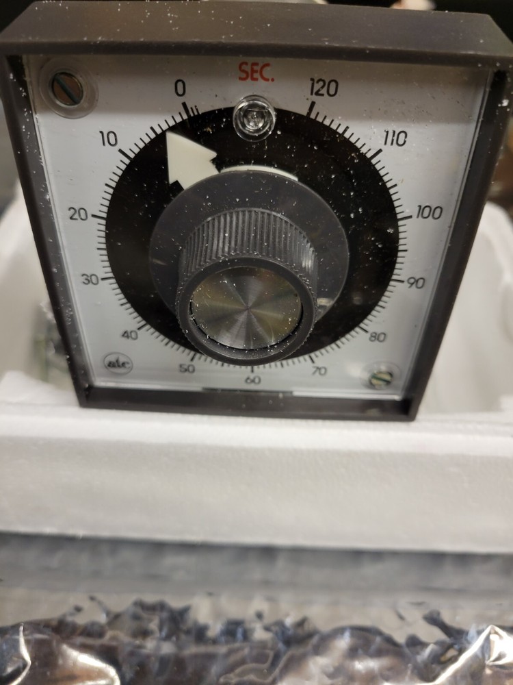ATC Timer 305E-101-A-10-PX 120V  120 SEC NEW
