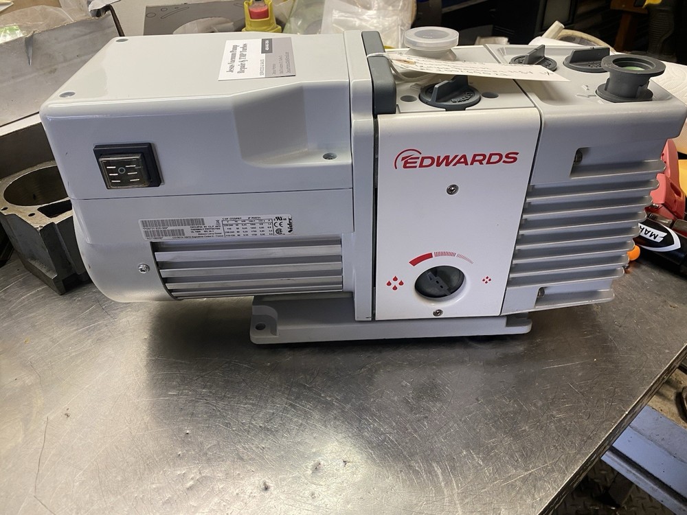 Edwards RV3 Vacuum Pump