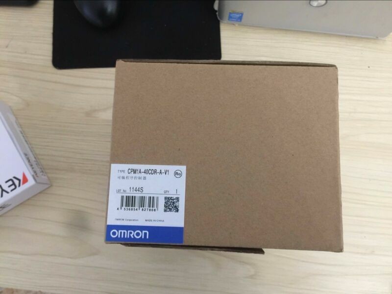 Omron CPM1A-40CDR-A-V1 Programmable Controller Automation New in box