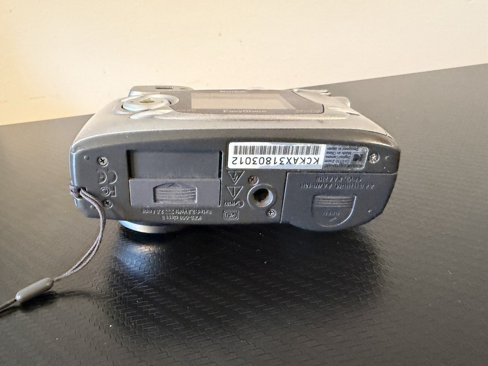 Kodak EasyShare DX4330 Digital Camera, Dock , Tested Working