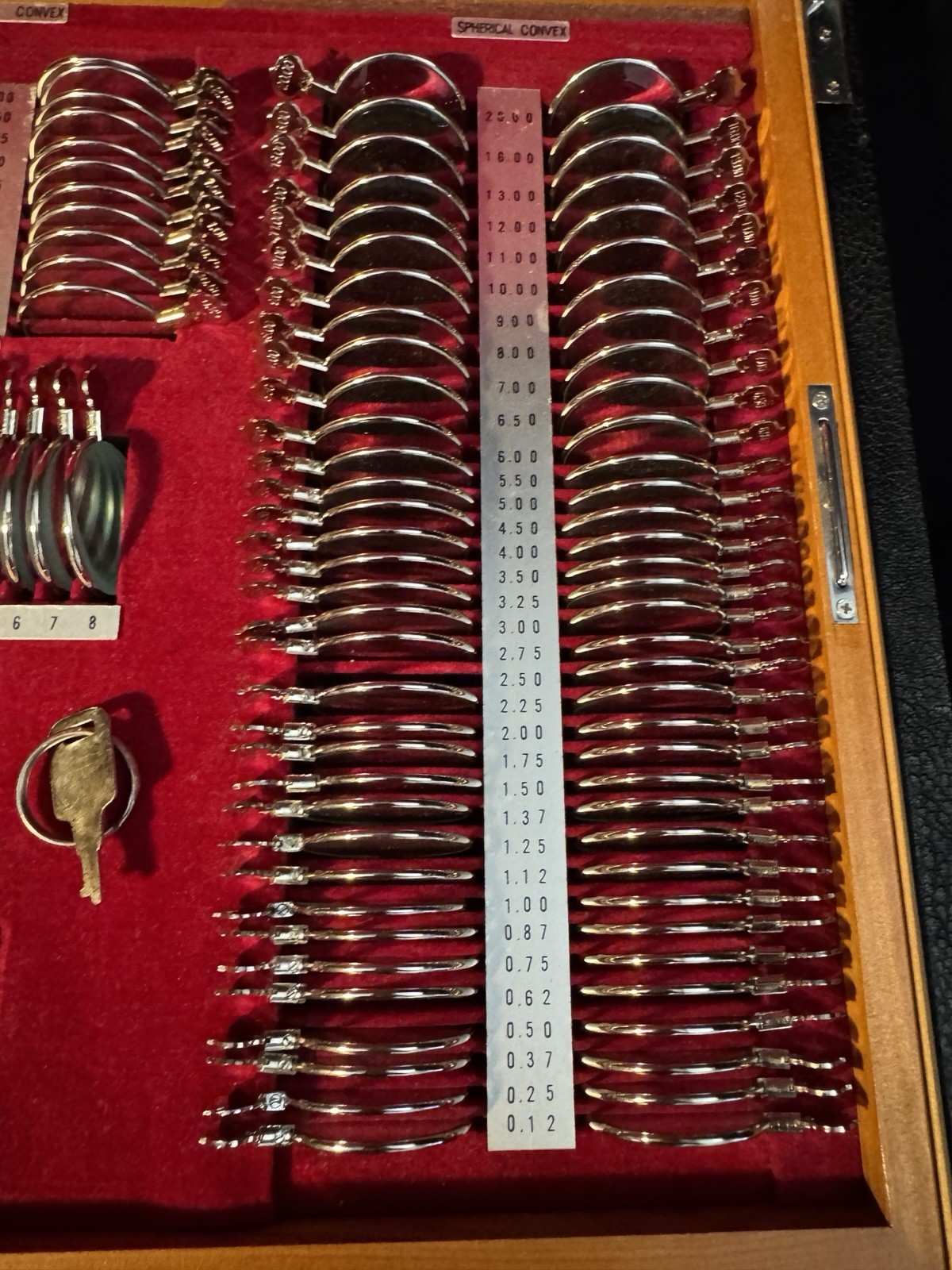 Vintage Optometrist Eye Doctor Trial Lens & Fitting Kit In Locking Case