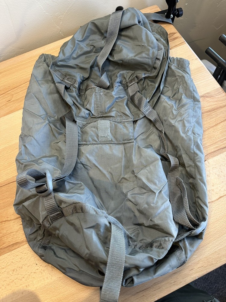 A Small Foliage Green Compression Stuff Sack Modular Sleeping Bag MSS Sack Pack