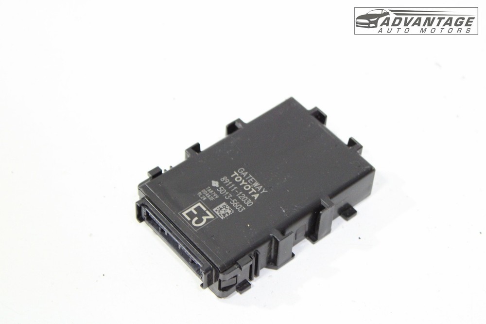 2019-2024 TOYOTA COROLLA DASH NETWORK GATEWAY COMPUTER CONTROL MODULE OEM