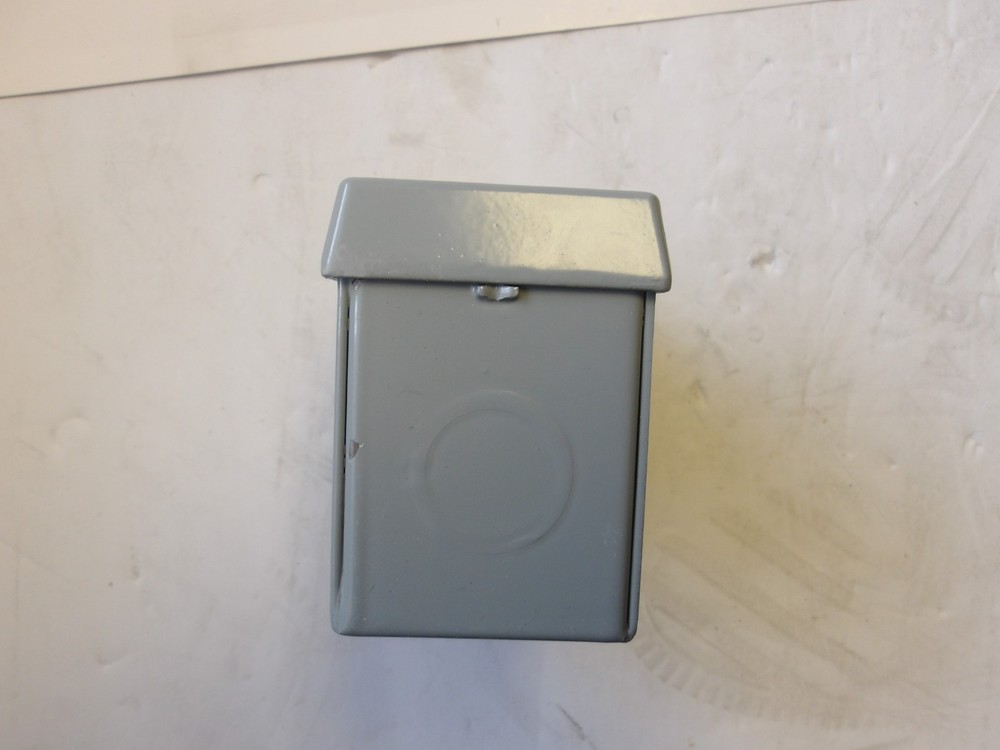 GENERAL ELECTRIC P/N: CR101JA1B SINGLE SPEED CONTROLLER 2POLE TYPE 1 ENCLOSURE