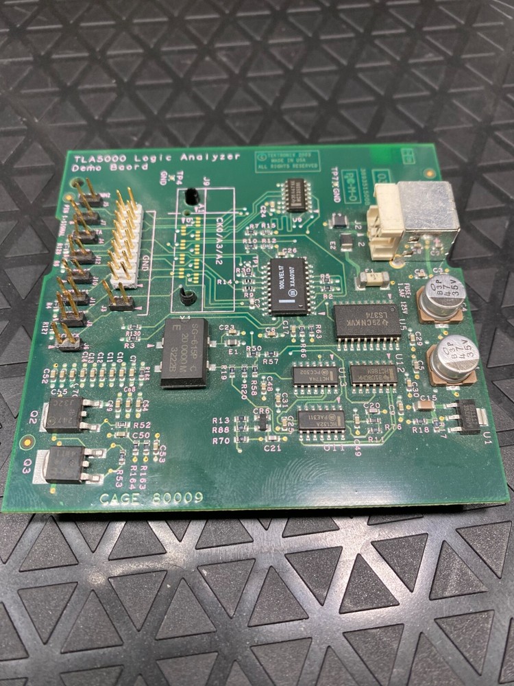 Tektronix TLA5000 Logic Analyzer Demo Board