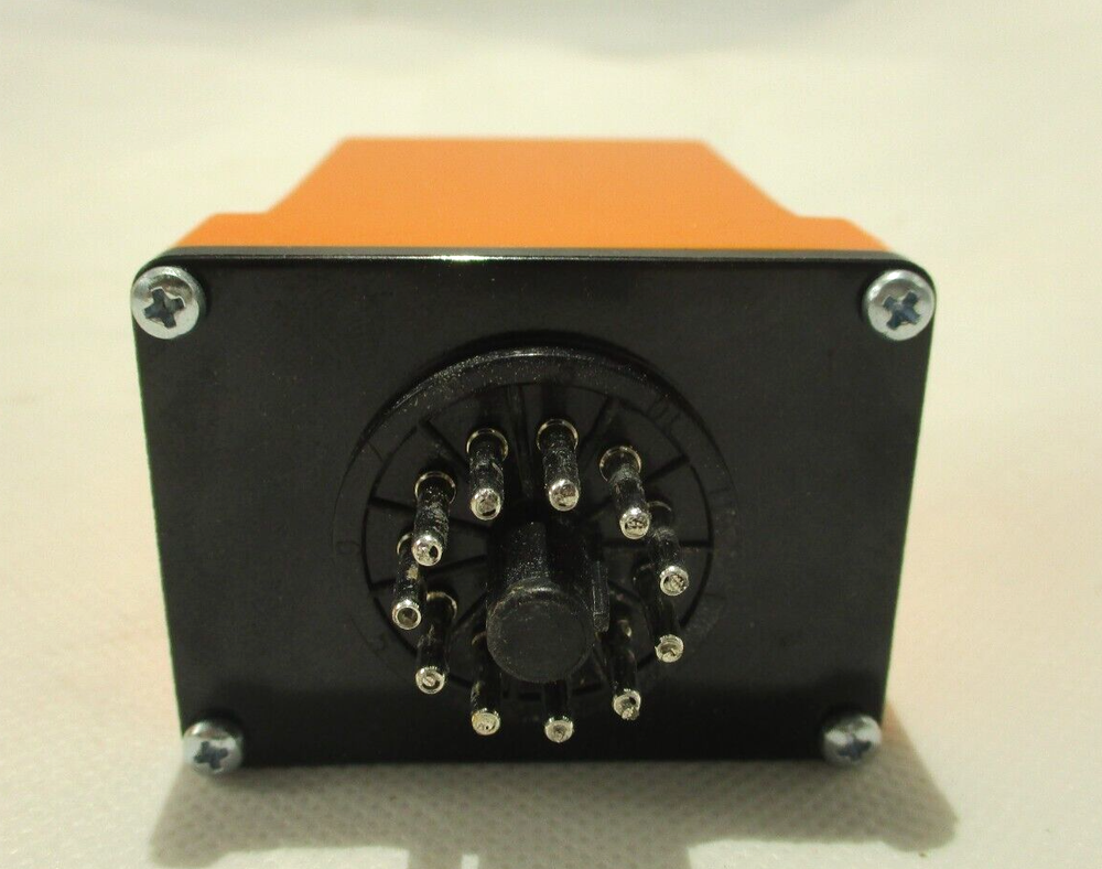 NEW DIVERSIFIELD TDC-120-ARA-200 TIME DELAY RELAY