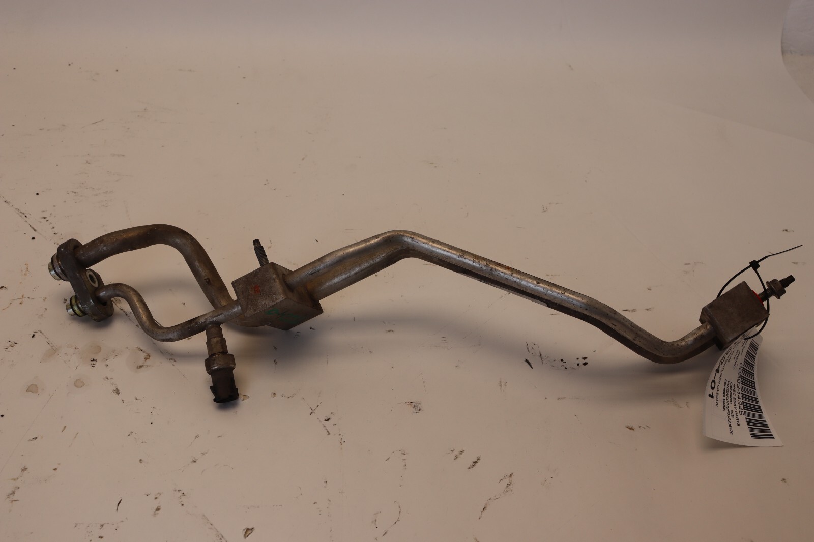 18-23 FREIGHTLINER CASCADIA 126 AC JUNCTION BLOCK LINE HOSE A22-73447-000 OEM