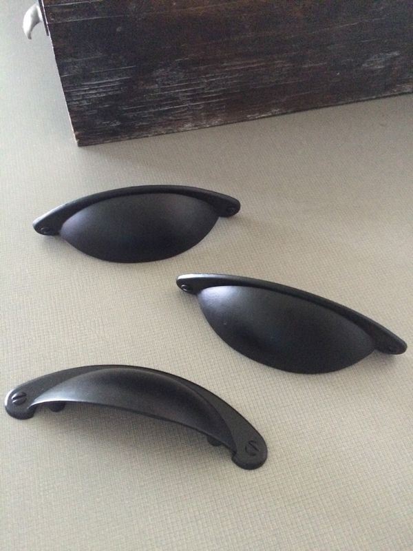 2-1/2" Country Store Cup Pull Matte Black