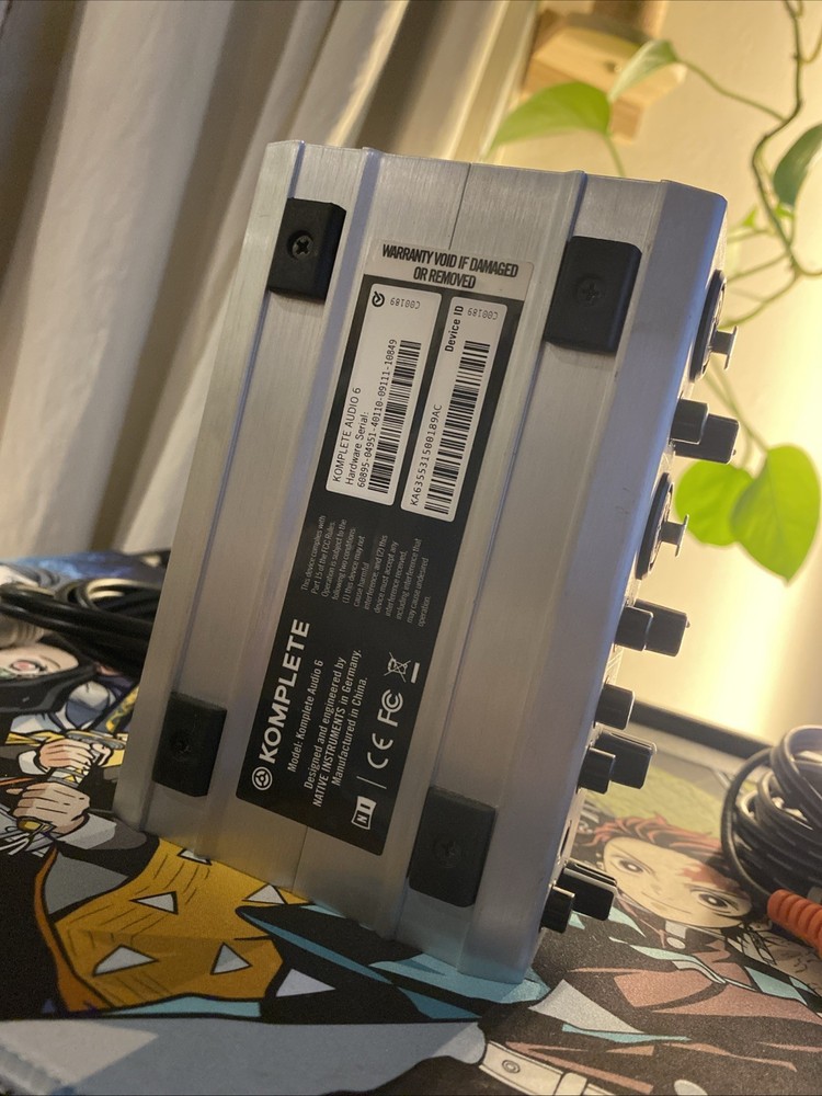 Native Instruments KOMPLETE AUDIO 6 Premium 6-Channel USB Audio Interface