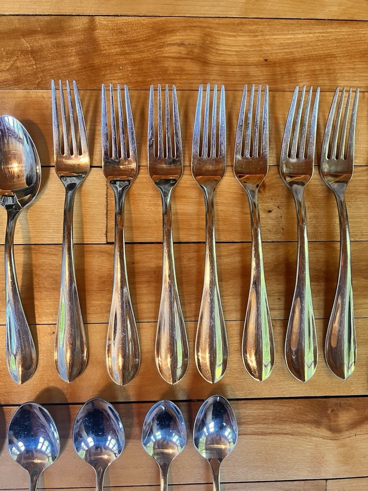 Hampton Silversmiths Argent HSV223 Mixed Flatware Lot 23 Pieces