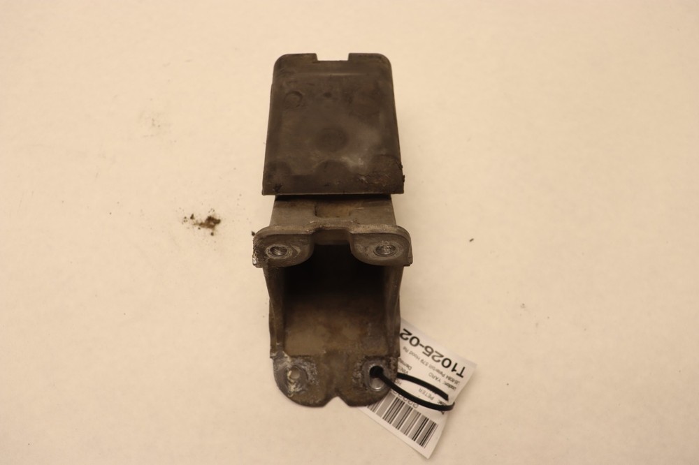 2018-2023 PETERBILT 579 FRONT BONNET HOOD REST BRACKET SUPPORT OEM