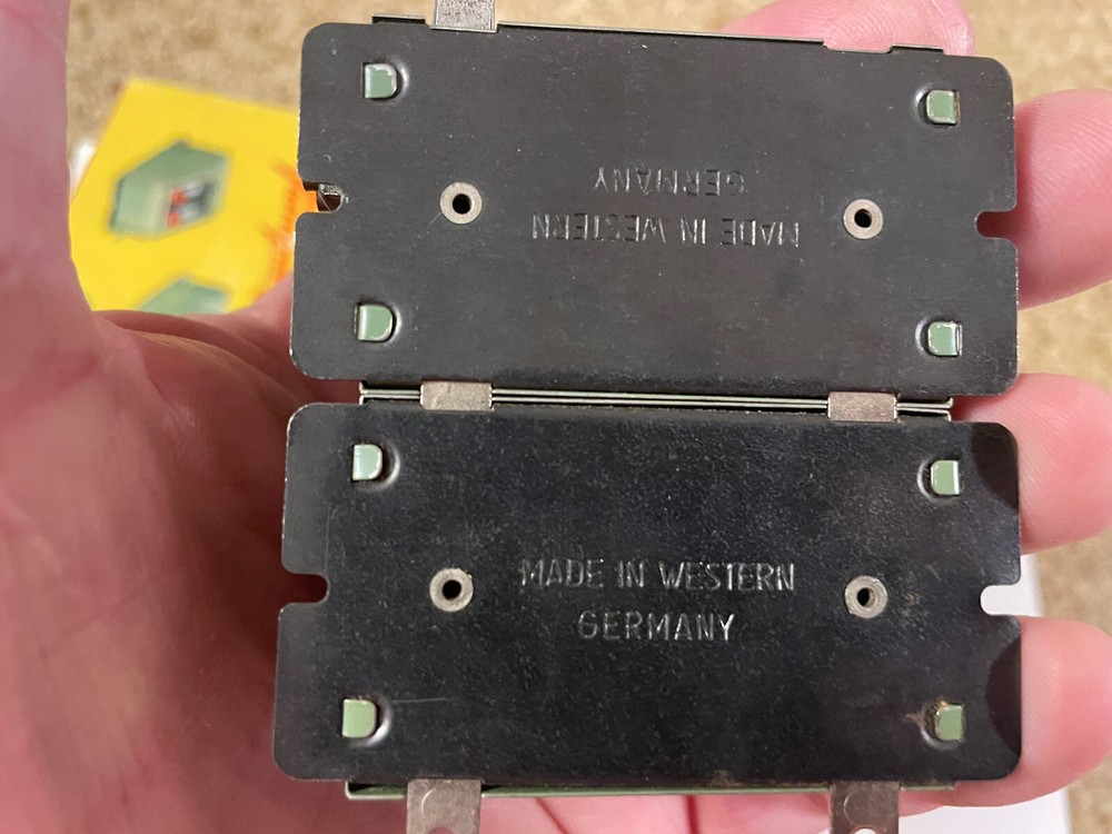 FLEISCHMAN HO Switch Direction Illumination Control W/ Original Box 2 X 516