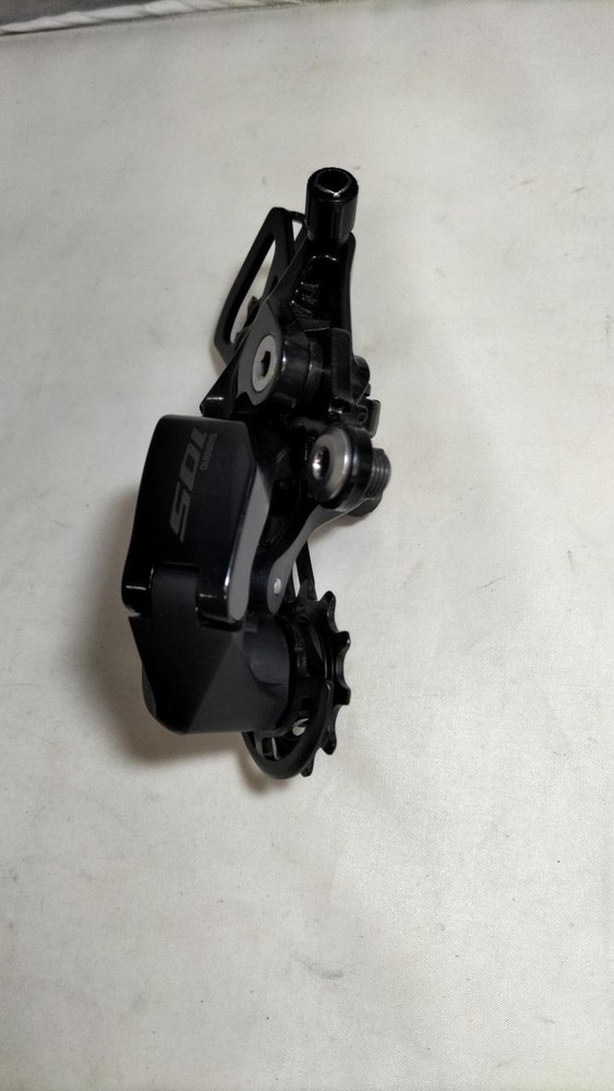 RD-7100 Rear Derailleur