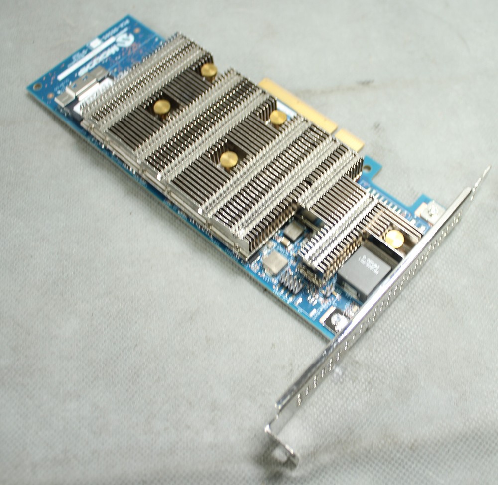 Microchip Adaptec SmartRaid 3204-8i 32048IXS RAID Adapter Adapter Card
