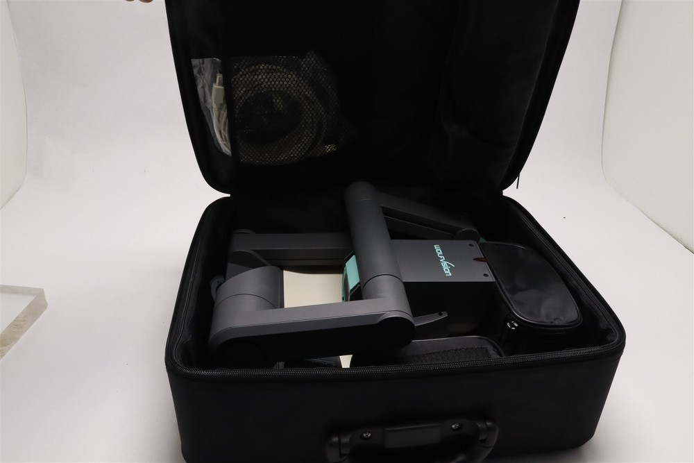 WOLFVISION VISUALIZER WITH CORDS/REMOTE/CASE VZ-9