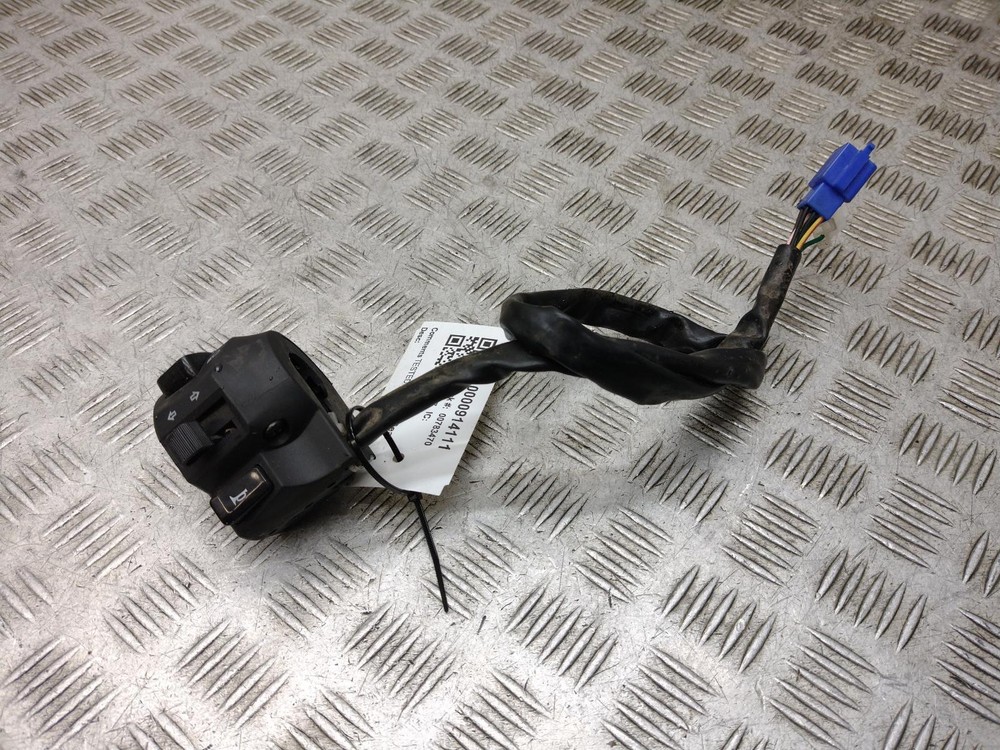 2017 YAMAHA YS 125 Left Hand Switch Gear