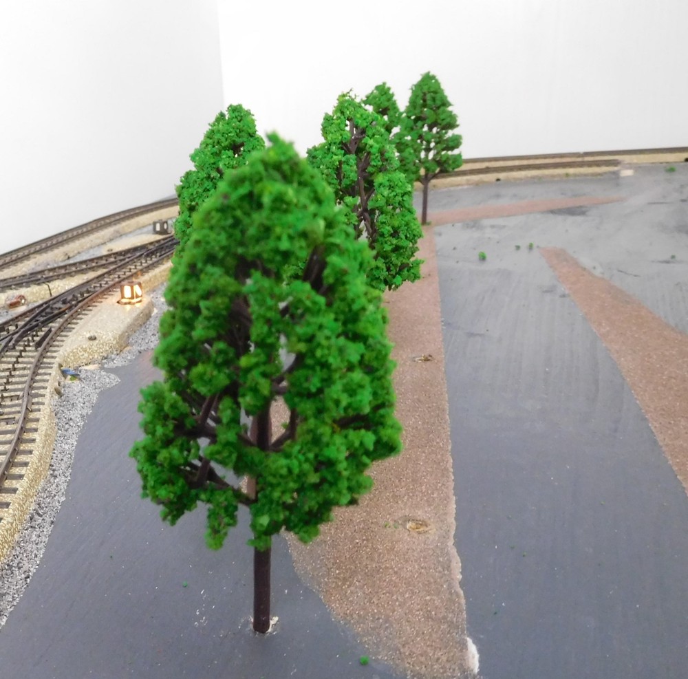 5 Medium Green Deciduous Trees, 115 Mm, 11.5 Cm Tall