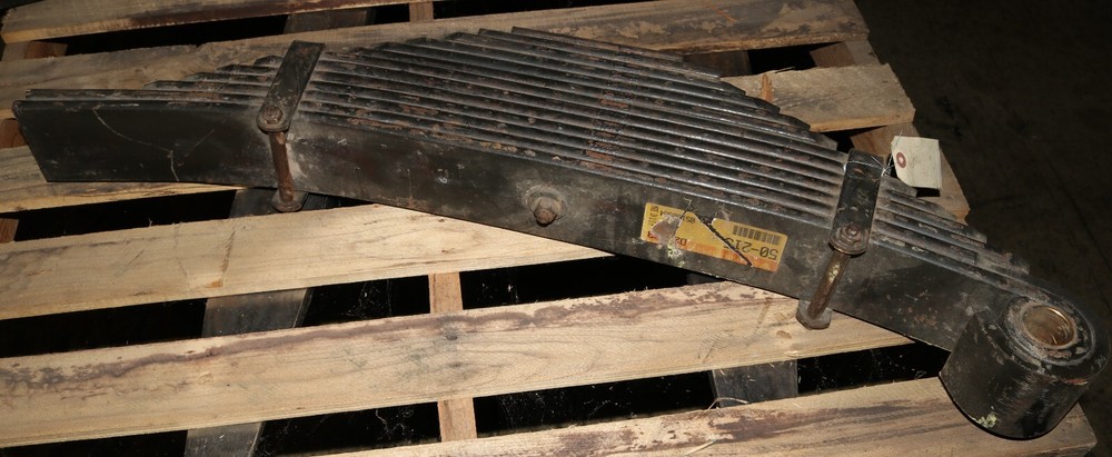 New 50-215 Triangle Spring Leaf Spring Assembly