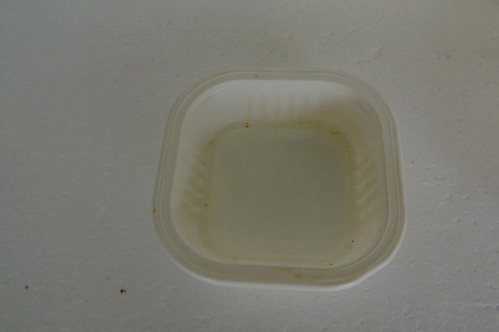 SMALL CLEAR EMPTY CONTAINER orange 35 pc 30 pc white + small clear