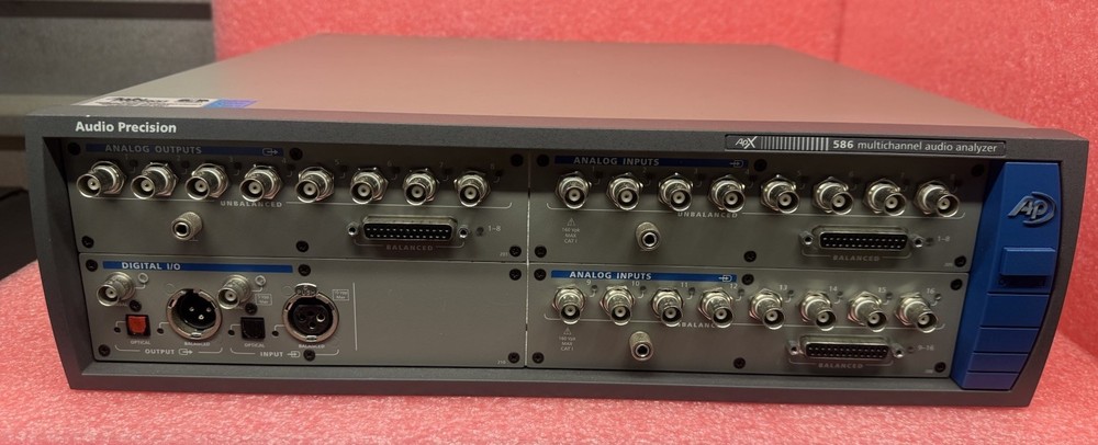 Audio Precision APx 586 Audio Analyzer