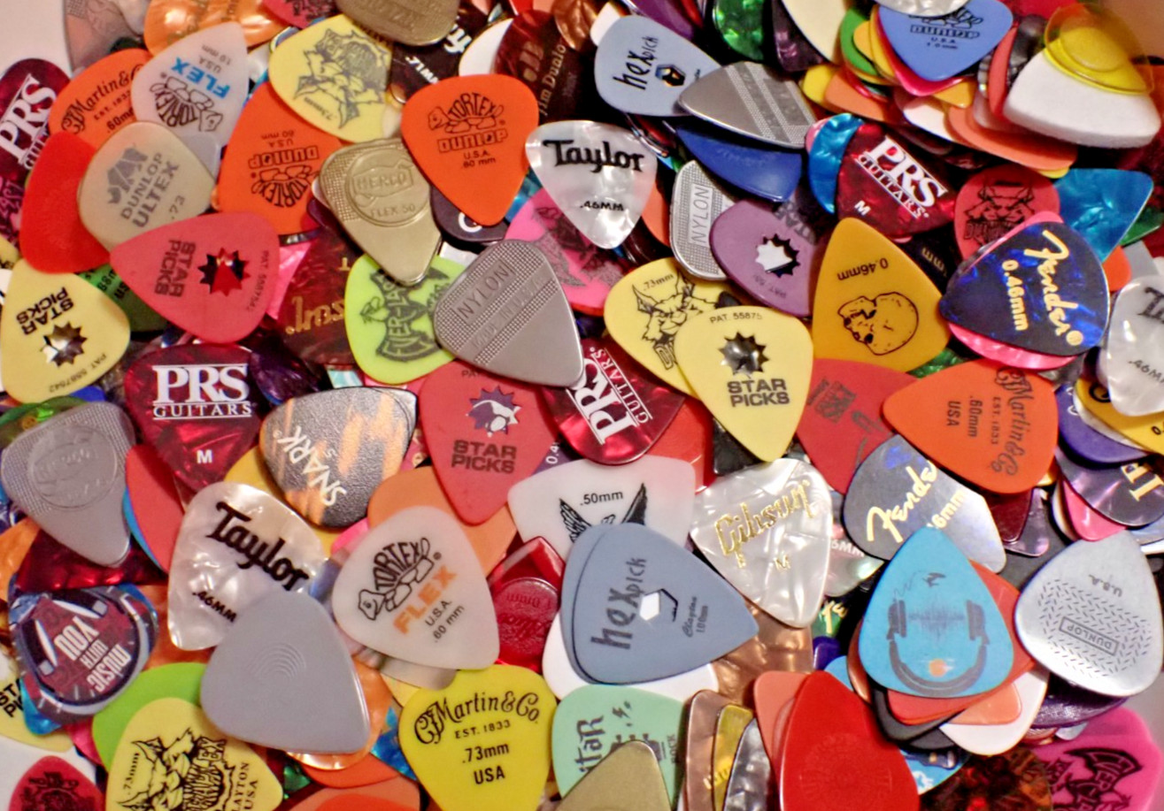 Guitar Picks Mixed Lot Name Brands -  8 Pc Variety Pack (Thin, Med, & Heavy)