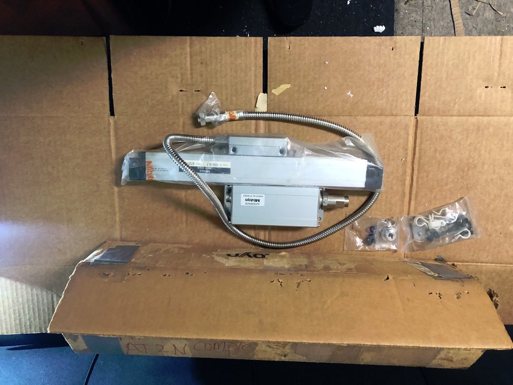 New open box Mitutoyolinear scale model AT31-250 with interface 970653