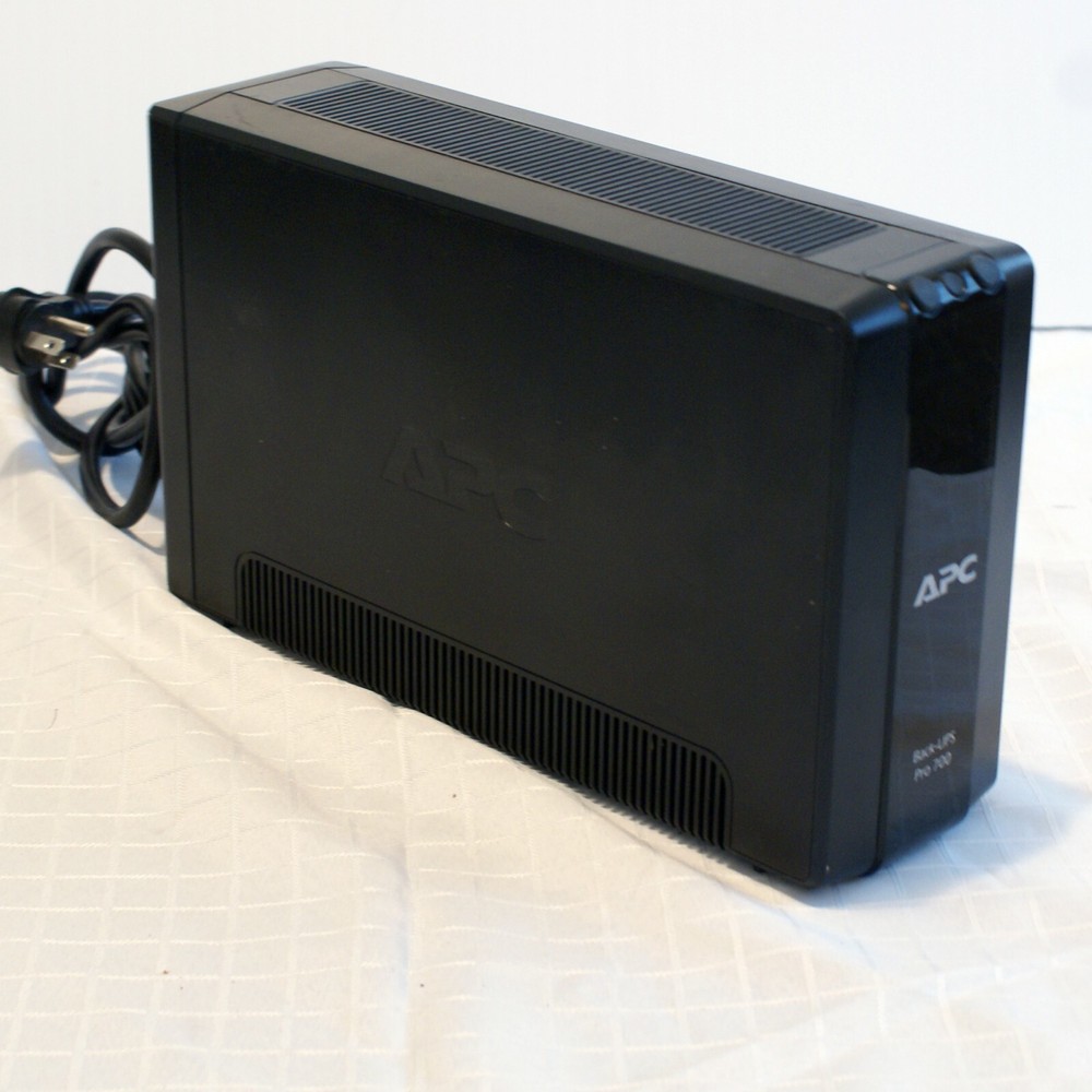 APC BR700G Back-UPS Pro 700 8-outlet (UPS) without Battery