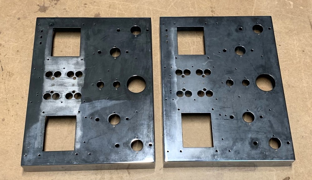 Quicksilver V4 mono block chassis never used pair